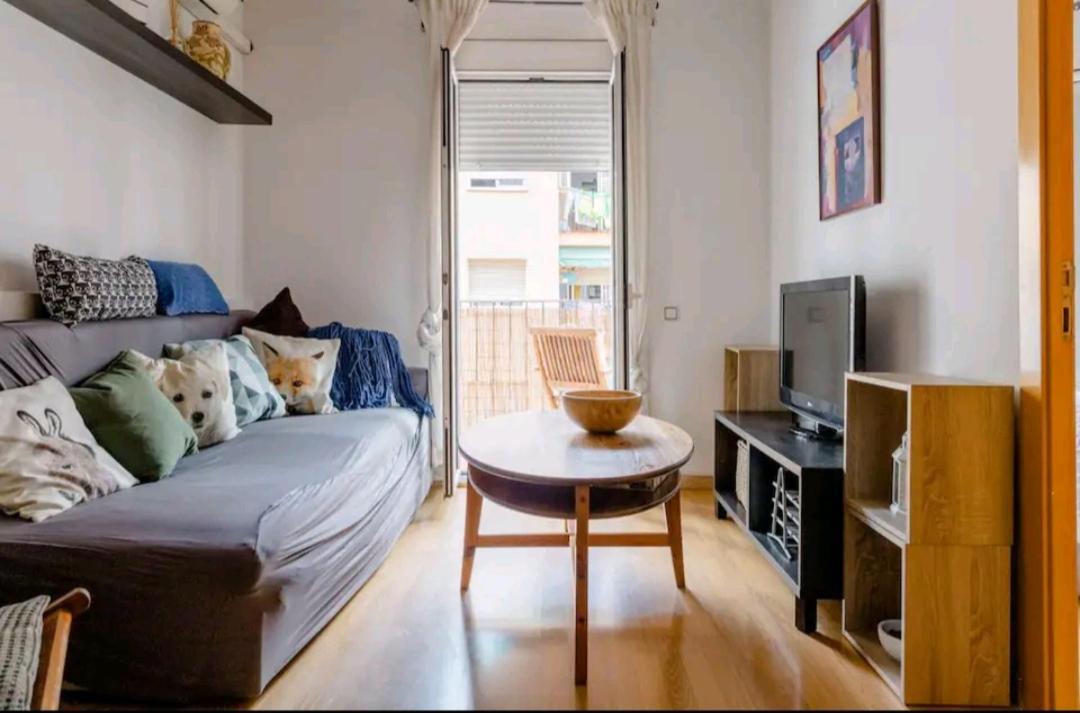 Apartament Apartamento Tranquilo Y Del Barrio Barcelona Zewnętrze zdjęcie